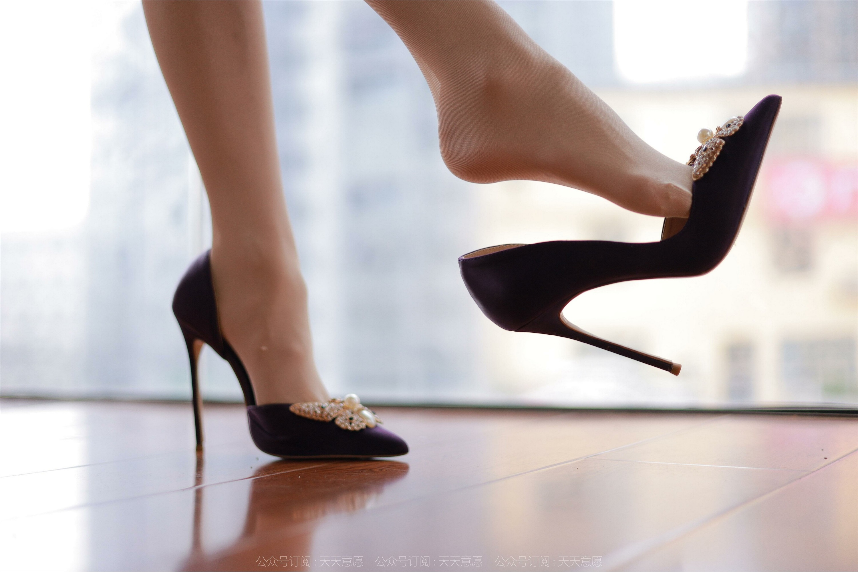 IESS异思趣向  2022.04.21 丝享家 1066：小六《美女搬砖》